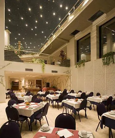 Bluecity Golf 酒店 Caces